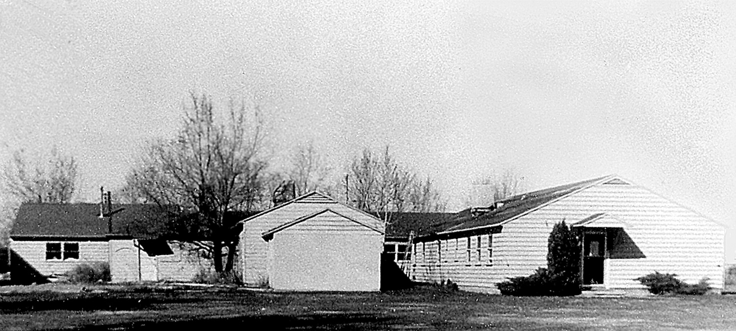 Black-and-white photo of early location of Samaritan Hospital.